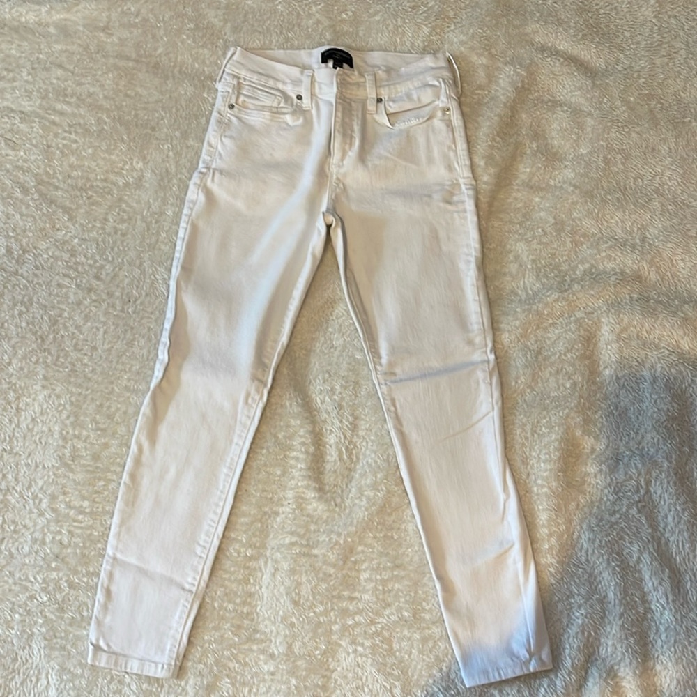 White stretch Banana Republic Jean